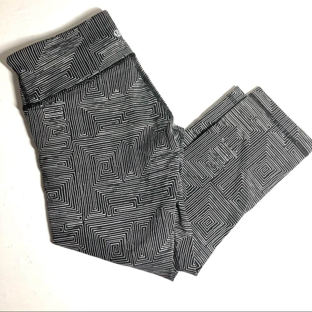 🍋 LULULEMON Wunder Under Crop III 21” Maze 6